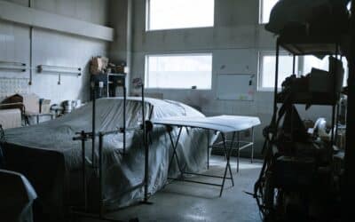 Do Auto Body Shops Replace Windshields? How It Works, Costs, ADAS Recalibration & Insurance